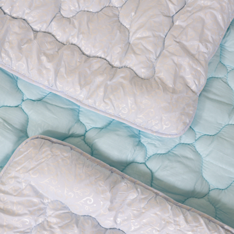 Полуторна ковдра мікрофібра/холофайбер двостороння №40083