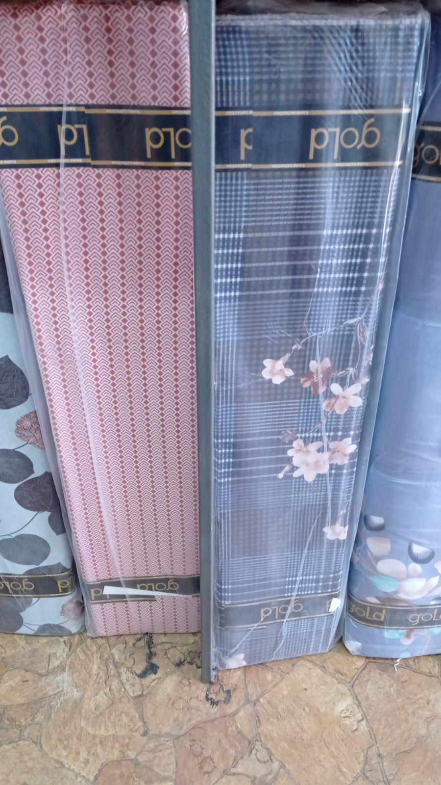 Тканина для постільної білизни Бязь "Gold" Lux "Квіткова колаборація" GL1631 (A+B) - (50м+50м)