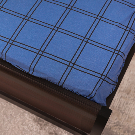 Простирадло на резинці (140*200*25) синє  у клітинку  №661473