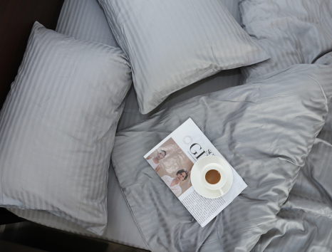 Двоспальний набір постільної білизни 180*220 зі Страйп Сатину №17-5102 Черешенка™