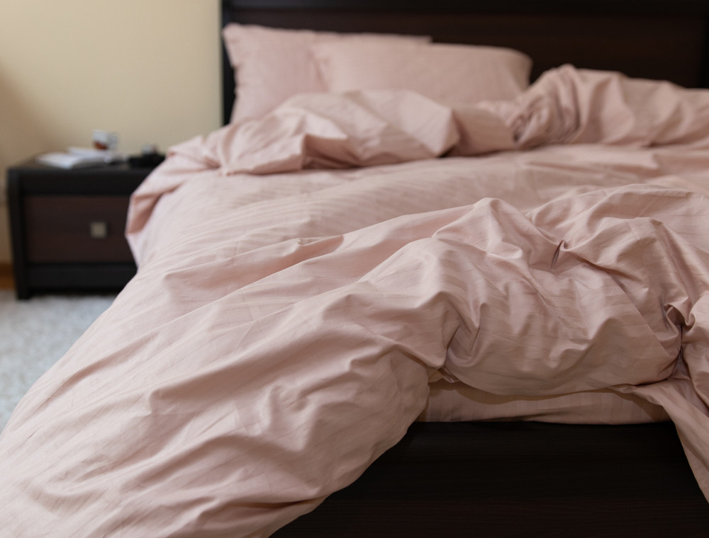 Полуторный набор постельного белья 150*220 из Страйп Сатина №504441 Черешенка™