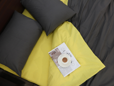 Полуторный набор однотонного постельного белья 150*220 из Бязи "Gold" №155516AB Черешенка™