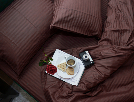 Полуторний набір постільної білизни 150*220 зі Страйп Сатину №541420