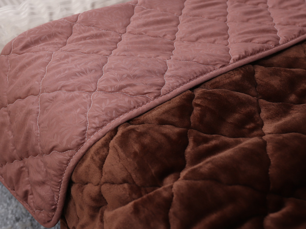 Полуторне флісове стьобане покривало №55065R