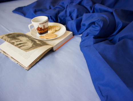 Сімейний набір однотонної постільної білизни із Бязі "Gold" №15752AB Черешенька™