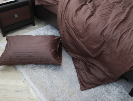 Сімейний набір постільної білизни зі Страйп Сатину №18-1312 Черешенка™