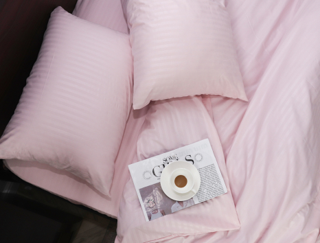 Полуторный набор постельного белья 150*220 из микрофибры в полоску №206002 Черешенка™