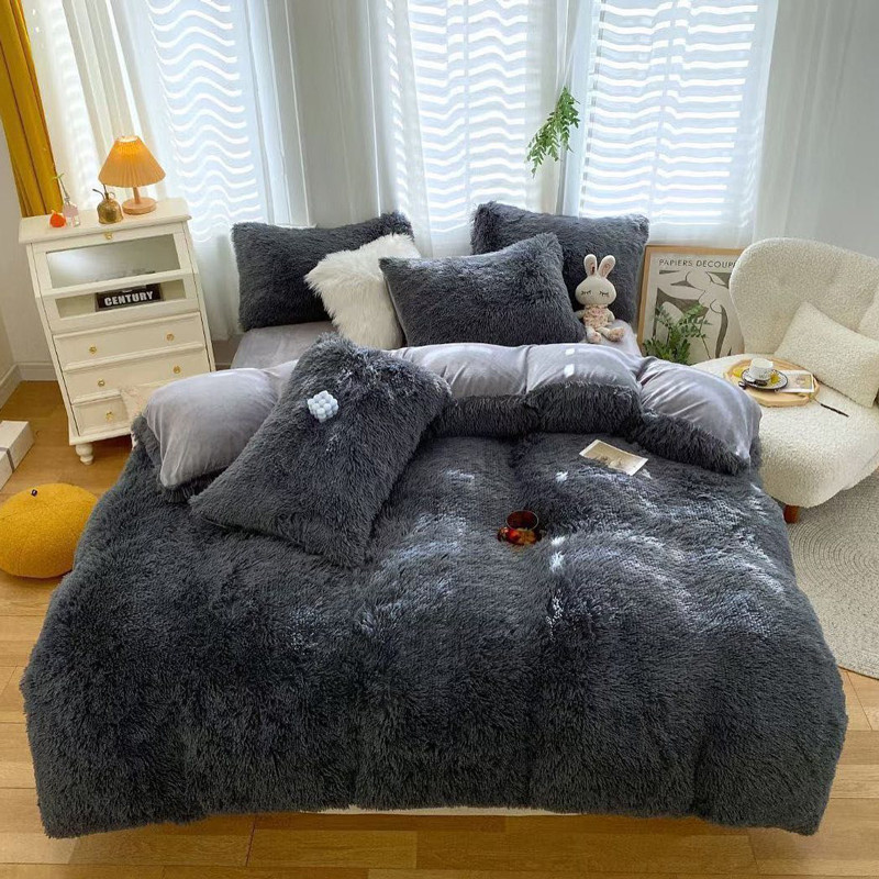 Евро-макси набор постельного белья 200*230 Плюш Травка №EL-06 Черешенка™