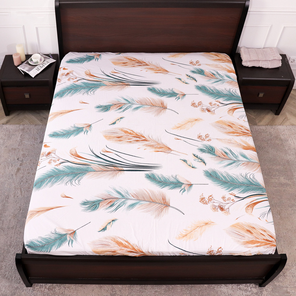 Простирадло на резинці (160*200*25) біле з принтом "пір'я" №668266