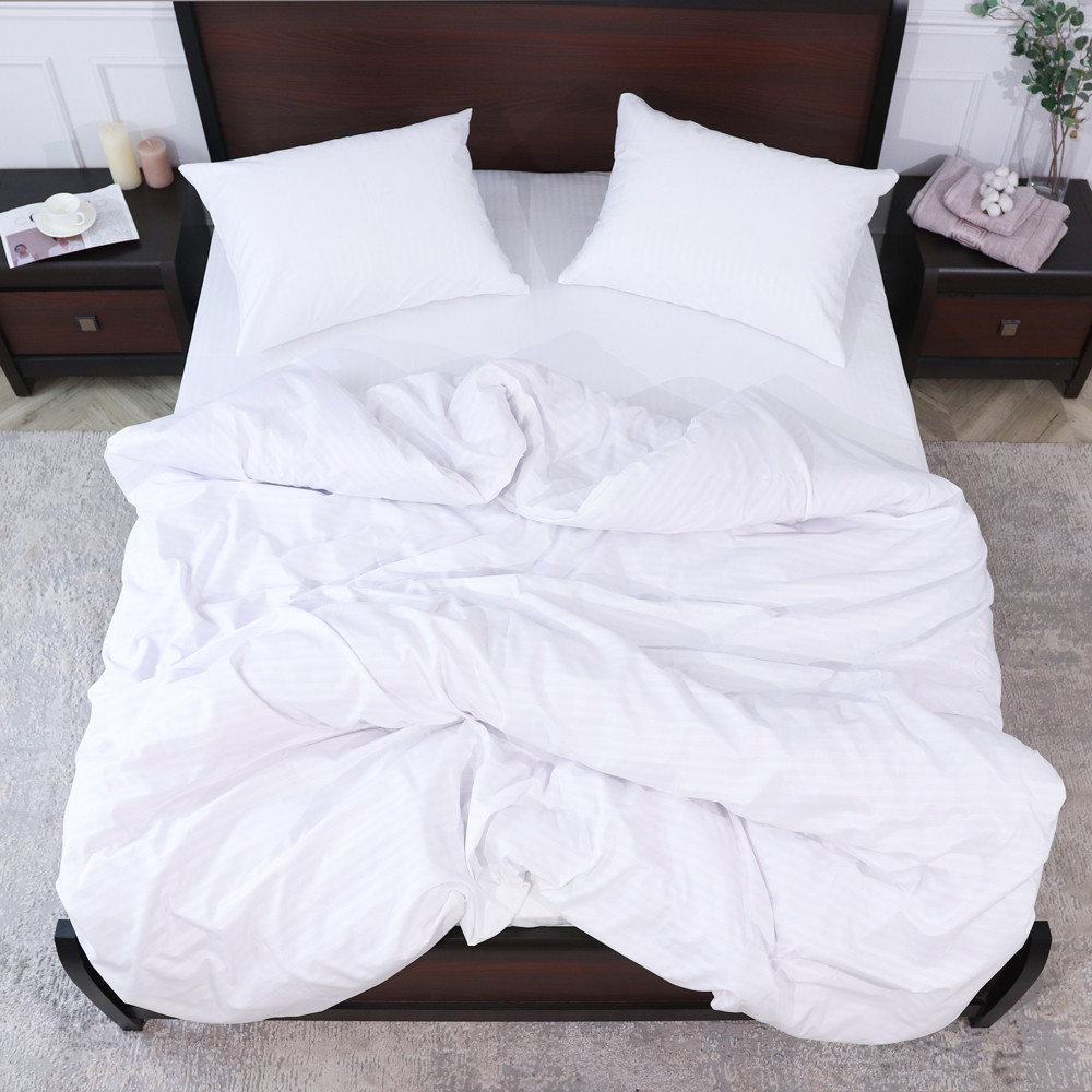 Полуторний набір постільної білизни 150*220 із мікрофібри в смужку №206001 Черешенка™