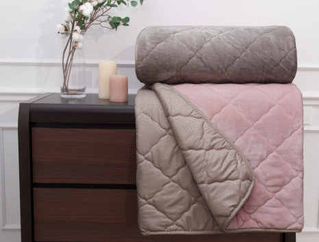 Полуторне флісове стьобане покривало №55077R