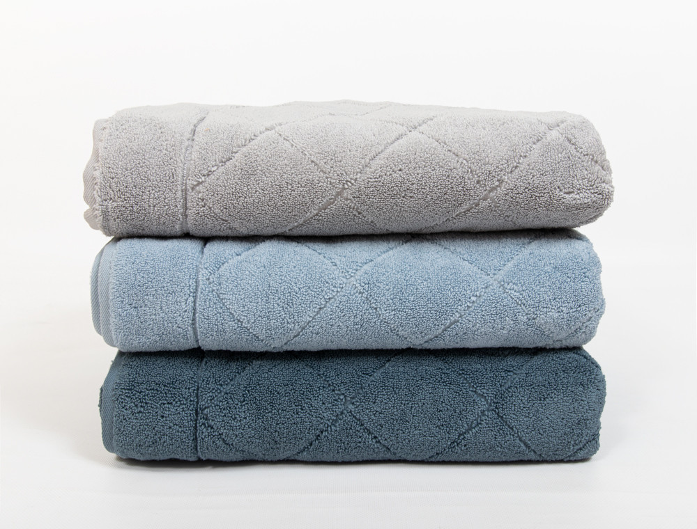 Комплект махрових банних рушників CESTEPE EVA (150*90)