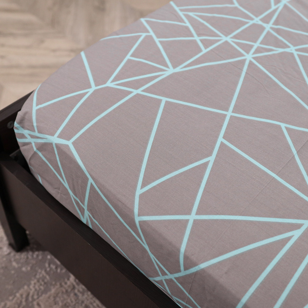 Простынь на резинке (90*200*25) серая с геометрическим принтом №661854