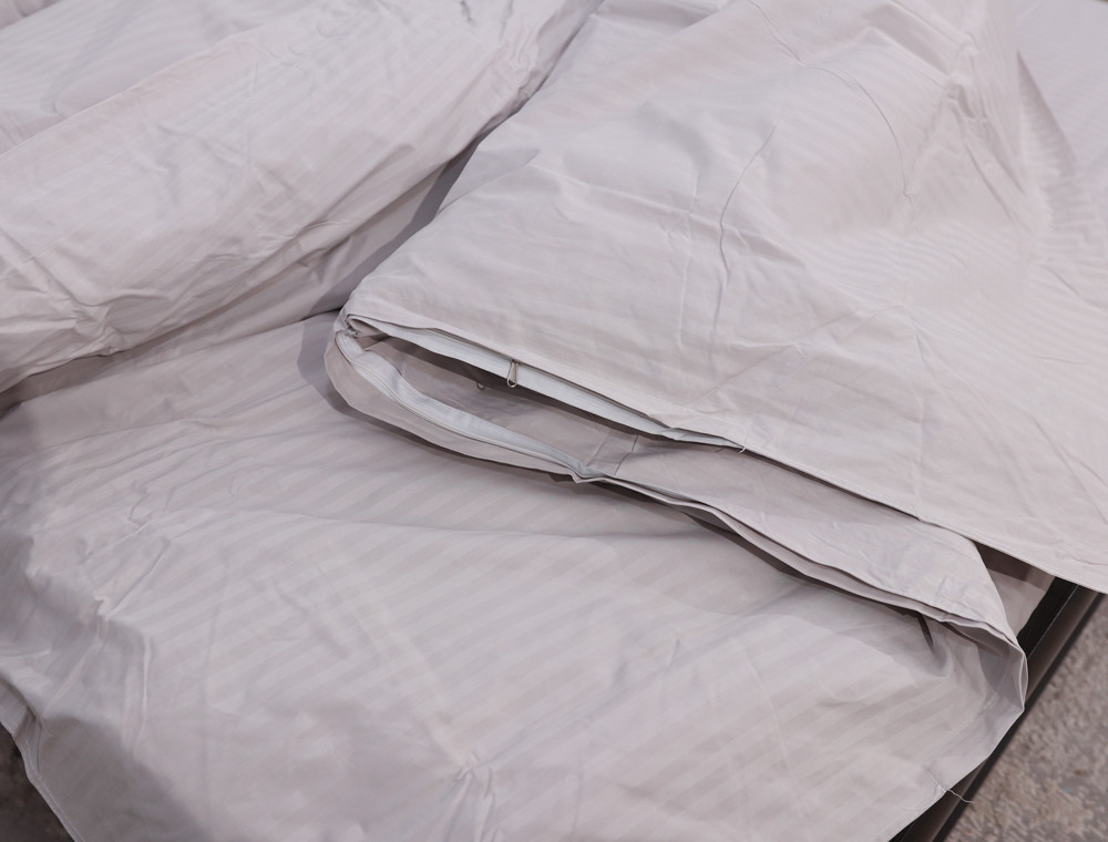 Евро макси набор постельного белья 200*230 из Страйп Сатина D-012