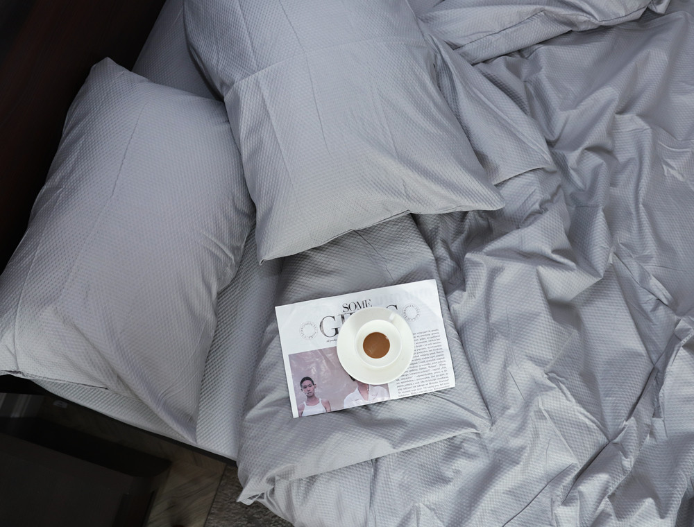 Полуторный набор постельного белья 150*220 из прессованной микрофибры №200606 Черешенка™