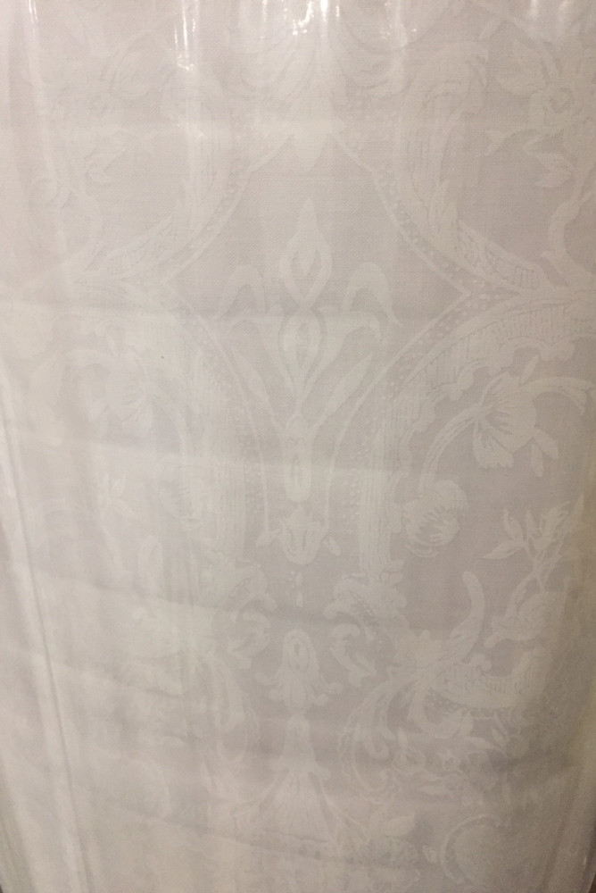 Тканина для постільної білизни Бязь "Gold" Lux GL2237white біла з напиленням "завитки"
