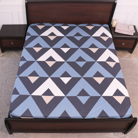 Простынь на резинке (160*200*25) синяя геометрия №663111