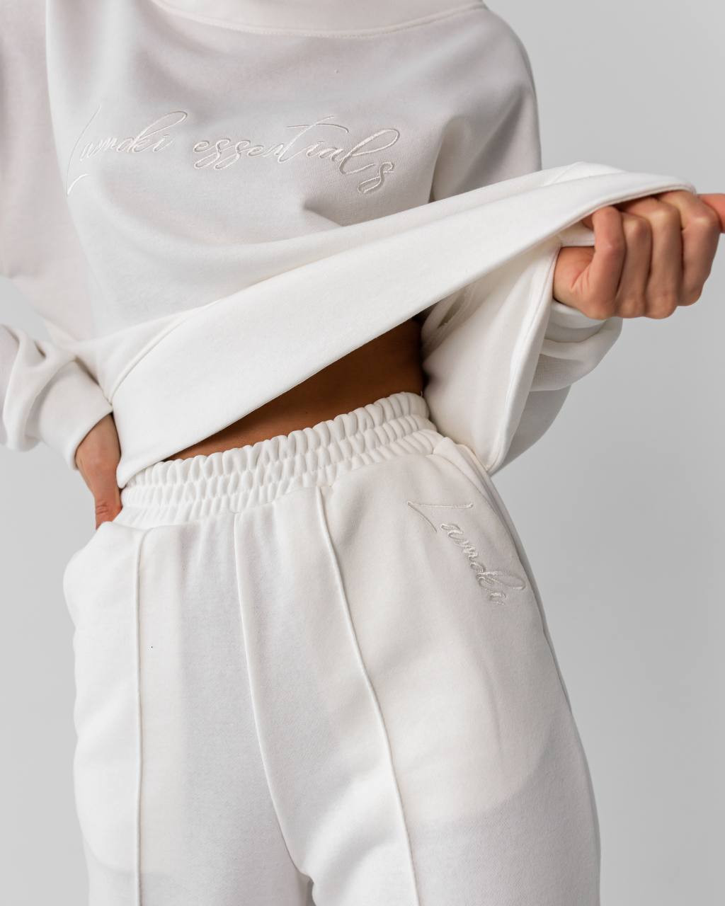 Жіночий костюм зі штанами палаццо (Розмір S) білий №202_0020