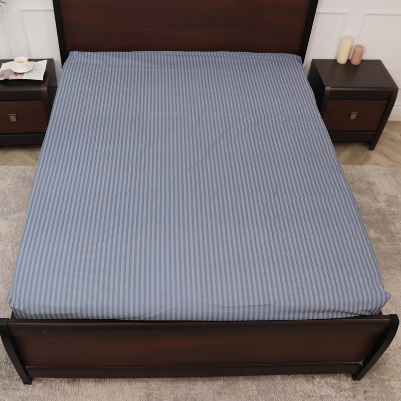 Простирадло на резинці (140*200*25) смугасте сіро-блакитне №10061