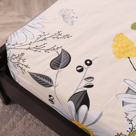 Простынь на резинке (160*200*25) бежевая с цветочным принтом №667115