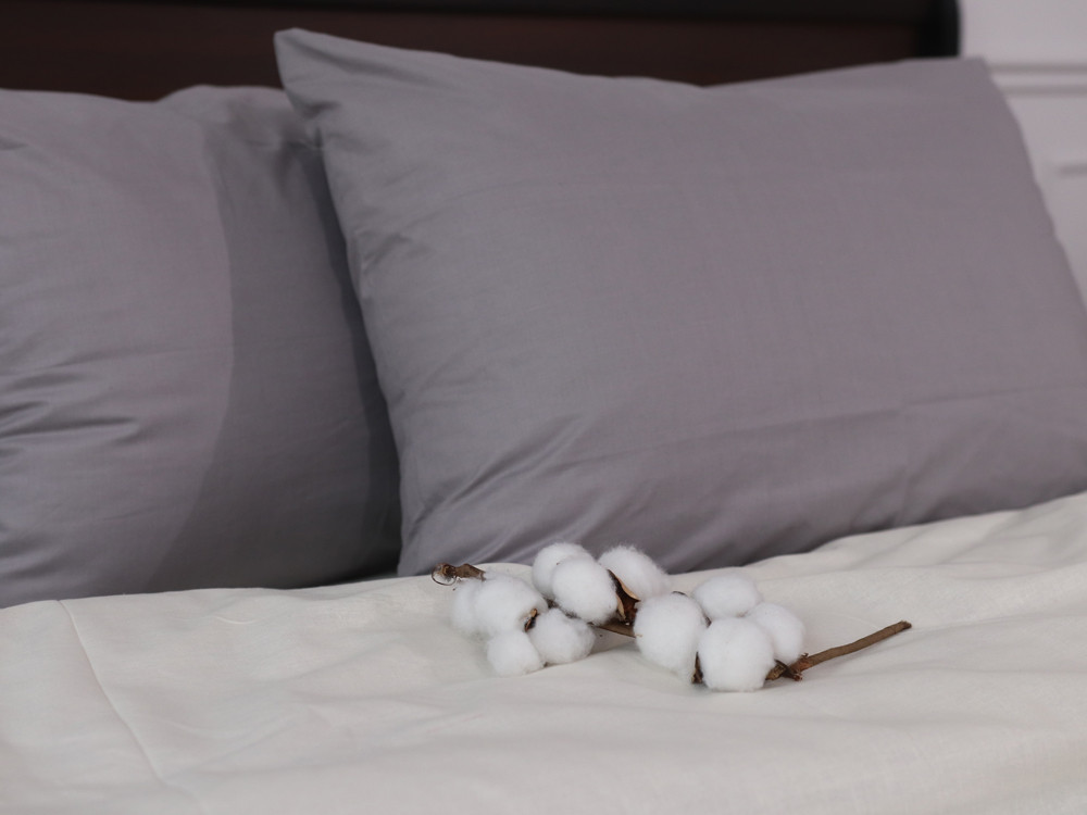 Полуторний набір однотонної постільної білизни 150*220 із Бязі "Gold" №155545AB Черешенька™