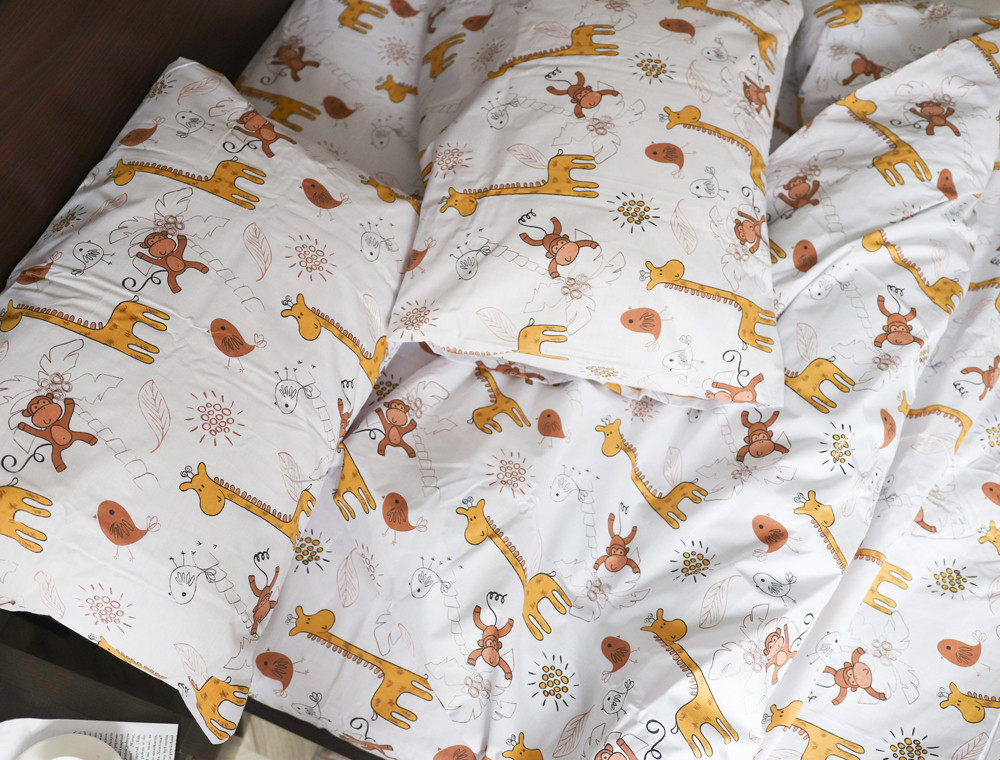 Полуторний набір постільної білизни 150*220 із Бязі "Gold" №164546 Черешенка™