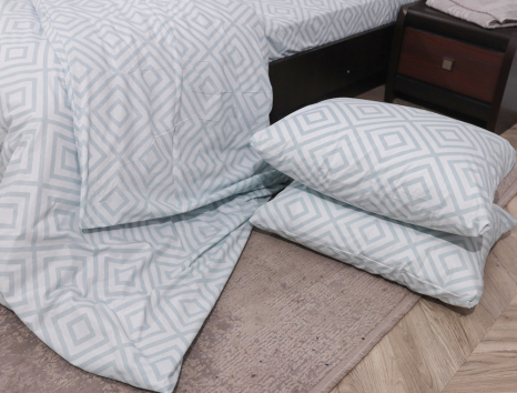 Двоспальний набір постільної білизни з ромбами 180*220 із Бязі "Gold" №150161 Черешенька™