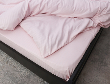 Сімейний набір постільної білизни 240*220 із мікрофібри в смужку №206002 Черешенька™