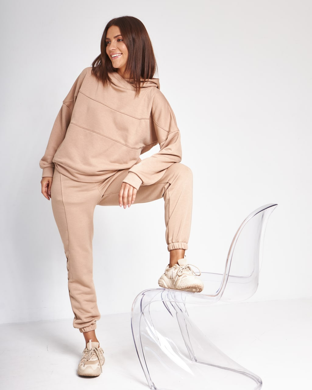 Жіночий спортивний костюм з капюшоном (Розмір S) кемел №20222162