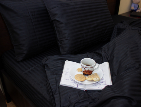 Полуторный набор постельного белья 150*220 из Страйп Сатина №50111 Черешенка™