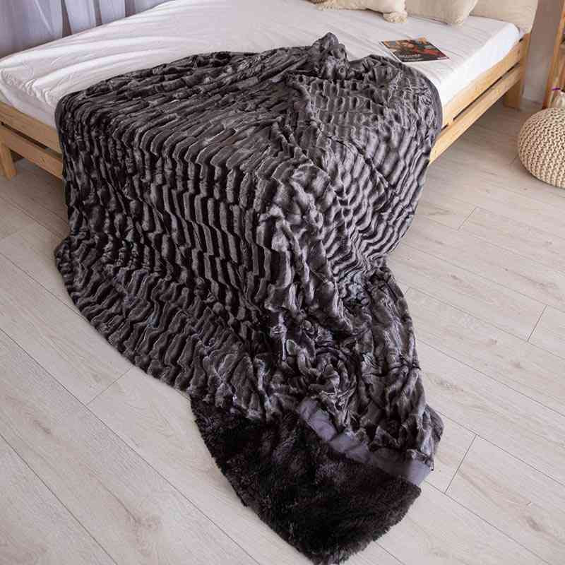 Двостороннє евро-максі покривало-плед "норка" (230*200) - темно-сіре