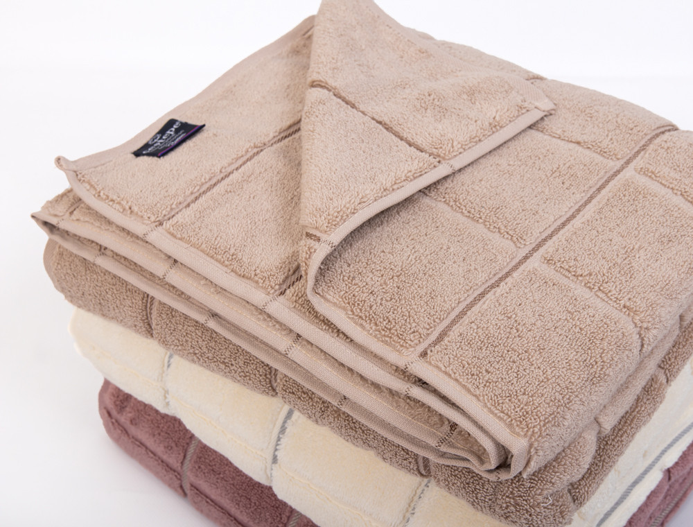 Комплект махрових банних рушників CESTEPE KARE (150*90)