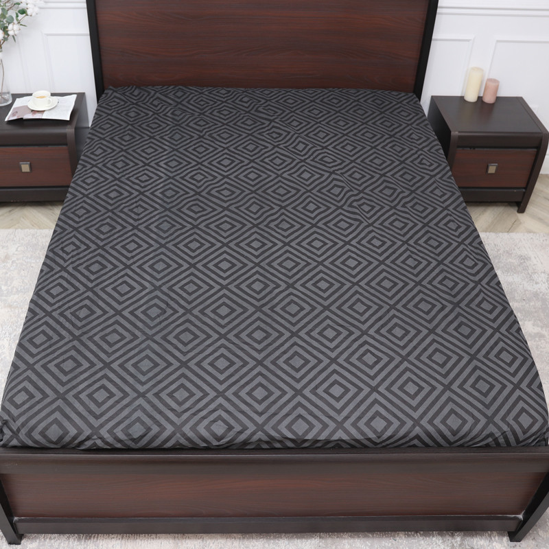 Простирадло на резинці (180*200*25) чорний ромб №132