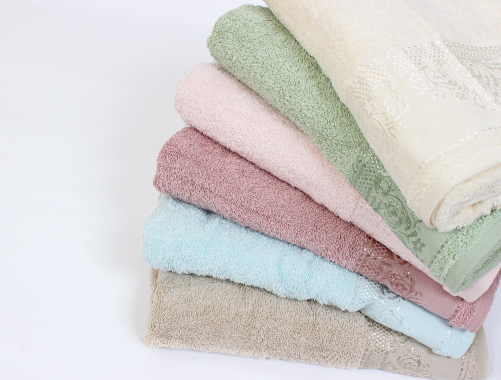 Комплект махрових банних рушників CESTEPE SARA (140*70)