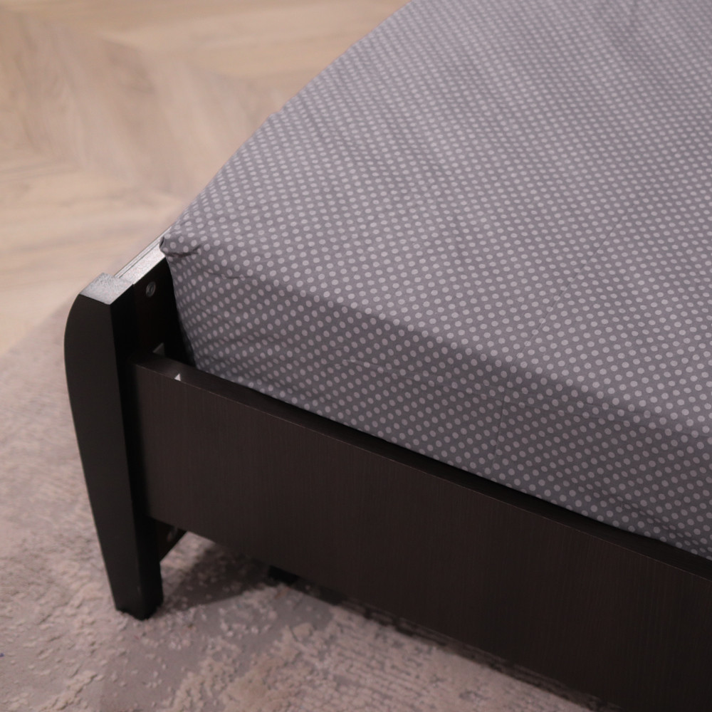 Простирадло на резинці (140*200*25) горошок на сірому №665099