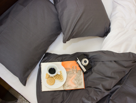 Євро-максі набір однотонної постільної білизни 200*220 із Бязі "Gold" №15749AB Черешенька™