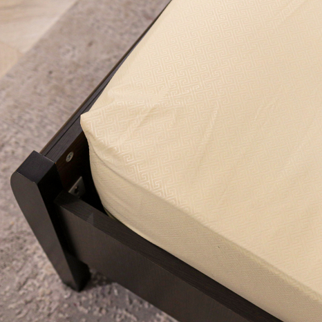 Простынь на резинке (160*200*25) орнамент на желтом №2712