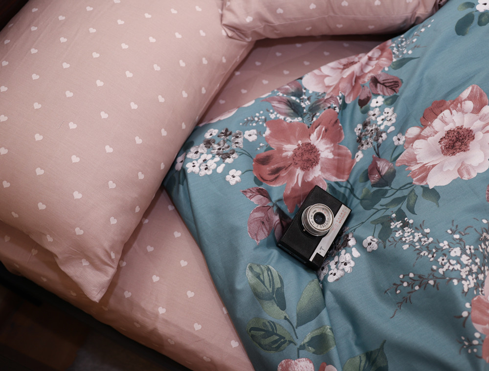 Семейный набор хлопкового постельного белья из Сатина №862AB Черешенка™