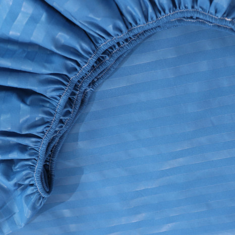 Простынь на резинке (140*200*25) синяя полоска №3412