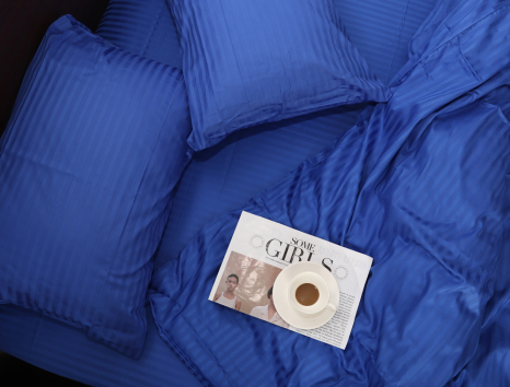 Полуторний набір постільної білизни 150*220 зі Страйп Сатину №18-3949 Черешенка™