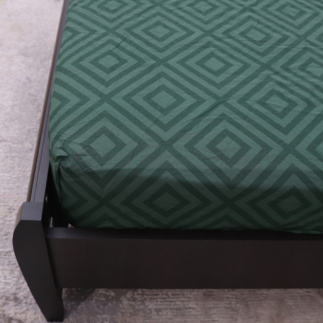 Простирадло на резинці (140*200*25) темно-зелений ромб №134