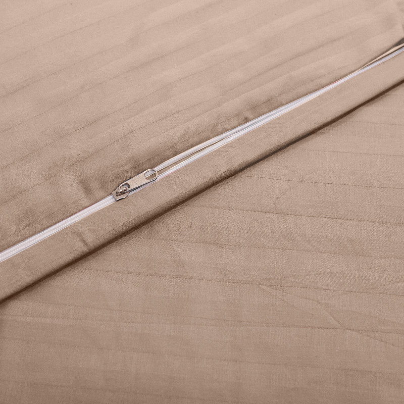 Полуторний набір постільної білизни 150*220 з Страйп Сатину №541209