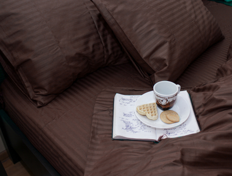 Сімейний набір постільної білизни зі Страйп Сатину №501420 Черешенка™