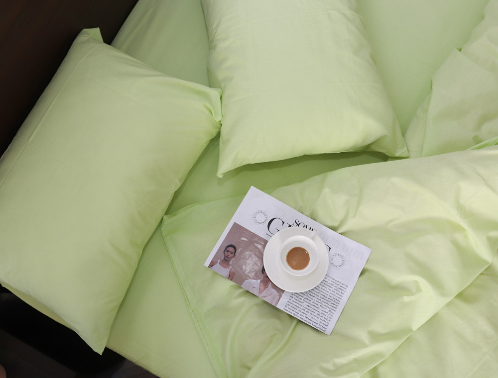 Сімейний набір однотонної постільної білизни із Бязі "Gold" №155526 Черешенка™