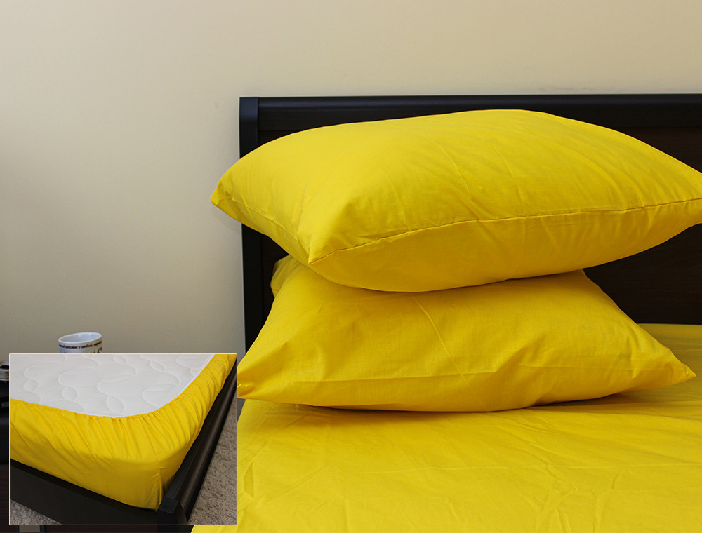 Комплект простыни на резинке с наволочками (160*200*25) желтый