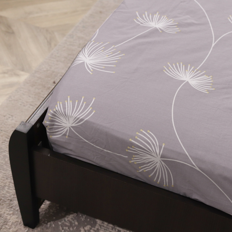 Простынь на резинке (140*200*25) серое с цветочным принтом №661087