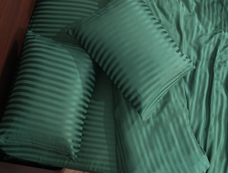 Семейный набор постельного белья 240*220 из микрофибры в полоску №202010 Черешенка™