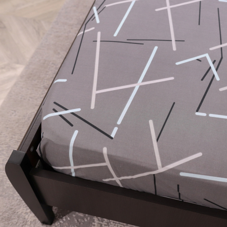 Простирадло на резинці (120*200*25) сіре з геометричним принтом №661692