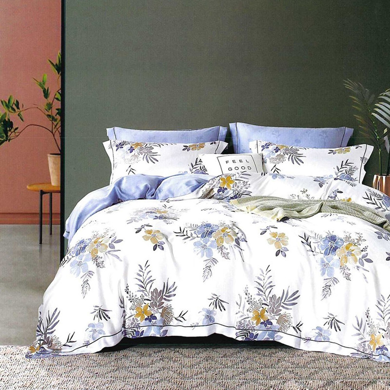 Сімейний набір постільної білизни із Бязі "Gold" з простирадлом на резинці №145009AB Черешенка™