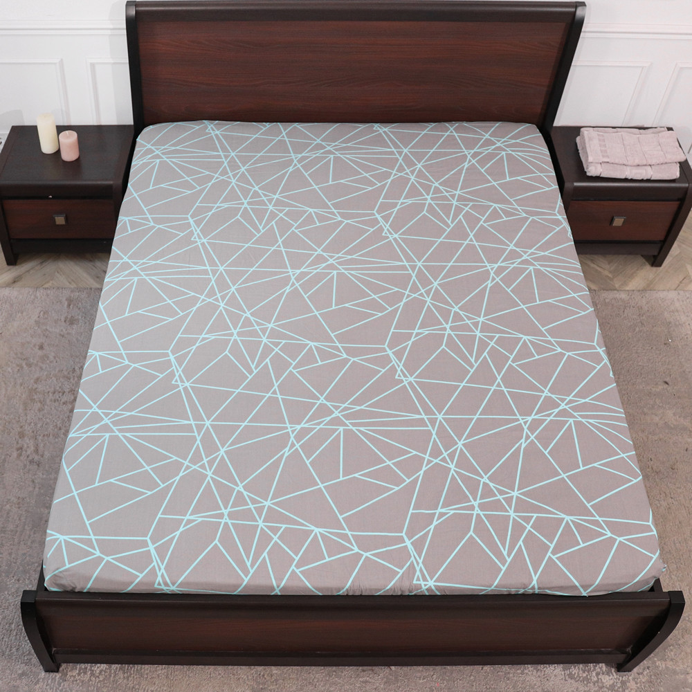 Простынь на резинке (90*200*25) серая с геометрическим принтом №661854